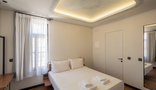 Habitación Deluxe doble, 1 cama de matrimonio, no fumadores, vistas a la ciudad
