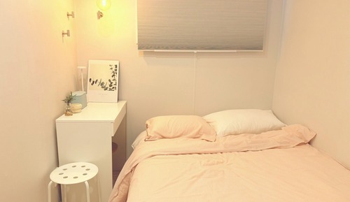 Habitación básica doble de uso individual, 1 cama doble, no fumadores, baño privado