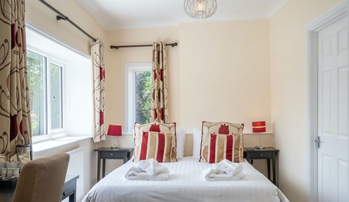 Suite Deluxe, baño privado, vistas al jardín (BH1)