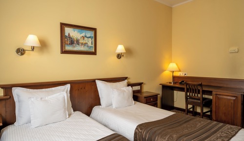 Habitación clásica con 2 camas individuales