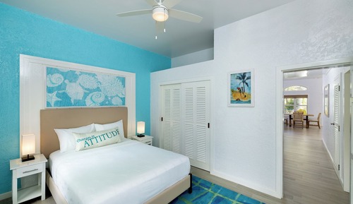 Suite superior, 2 habitaciones, balcón, vistas a la piscina