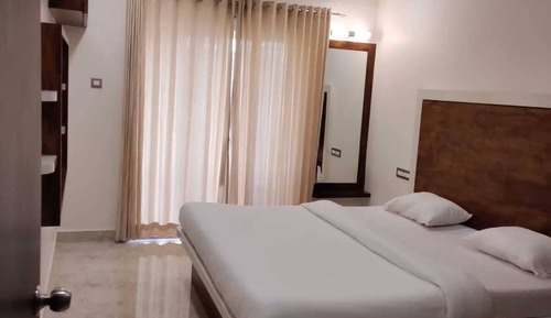 Casa familiar, vistas a la ciudad