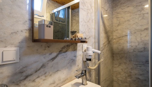 Habitación triple Deluxe, vistas a la ciudad
