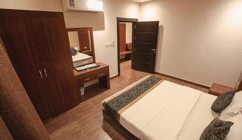 Apartamento básico, 1 cama de matrimonio grande