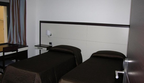 Habitación estándar con 2 camas individuales