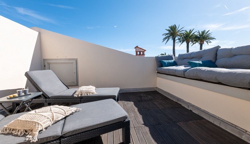 Apartamento romántico, baño privado, vistas a la montaña (En Bord de Plage)