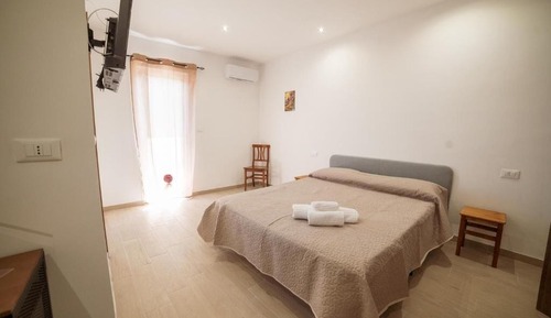 Habitación Confort doble, vistas a la colina