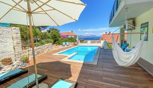 Apartamento familiar, 2 habitaciones, vistas al mar
