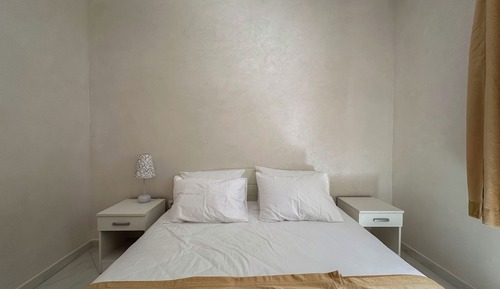 Apartamento superior, patio, vistas parciales al mar