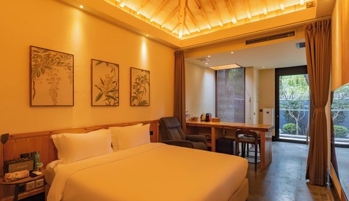 Habitación Confort doble, vistas al jardín