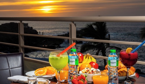 Ático, balcón, vistas al mar