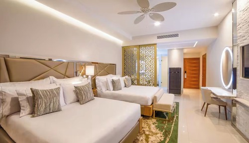 Suite de lujo, 3 habitaciones, cocina, vistas a la playa
