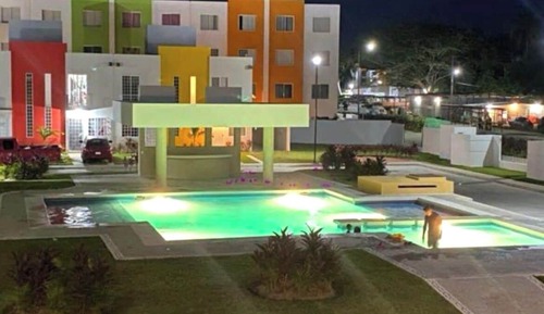 Apartamento básico, patio, vistas a la piscina