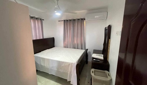 Apartamento, 2 habitaciones, balcón