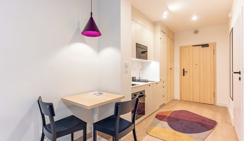 Medium River Side Studio