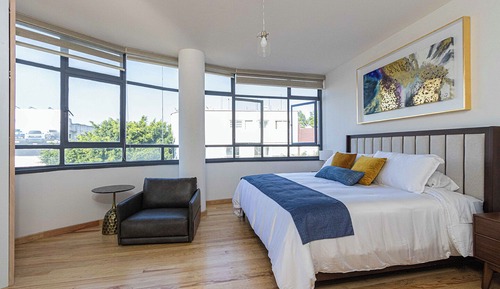 Apartamento Confort, 1 habitación, balcón, vistas a la ciudad