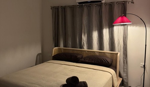 Apartamento, 2 habitaciones, balcón, vistas a la montaña