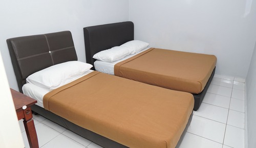 Habitación triple económica