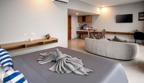 Suite, vistas a la piscina