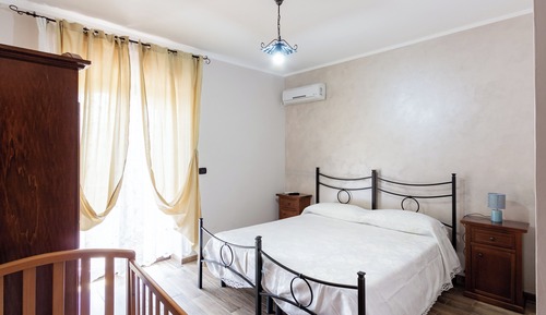Habitación triple clásica, balcón