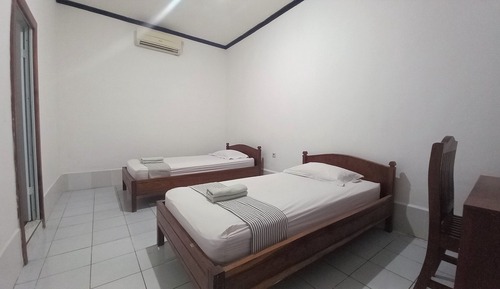 Habitación estándar con 2 camas individuales, balcón