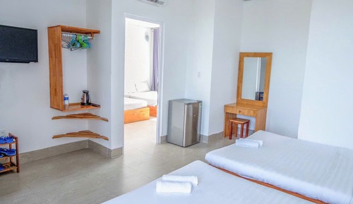 Habitación triple Confort, no fumadores, vistas al jardín
