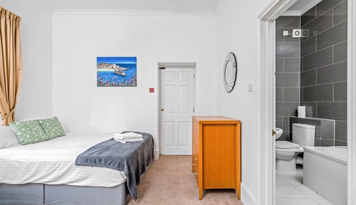 Apartamento, 2 habitaciones, balcón