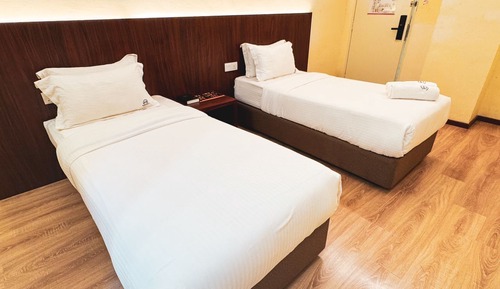 Habitación estándar con 1 cama doble o 2 individuales