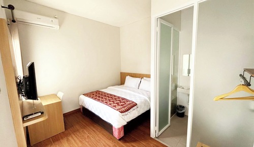 Habitación superior, 1 cama de matrimonio grande, no fumadores, Aire acondicionado