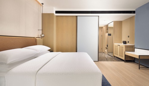 Habitación estándar, 1 cama de matrimonio grande, vistas a la ciudad