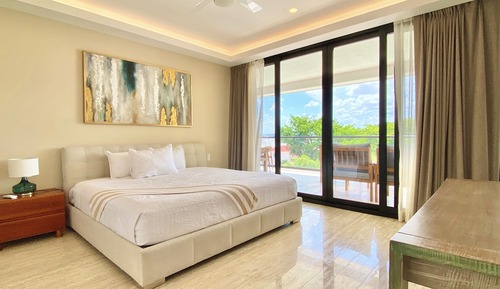 Apartamento Deluxe, 3 habitaciones, vistas a la piscina