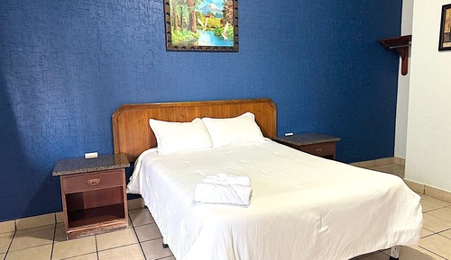 Habitación individual Confort, 1 cama de matrimonio, no fumadores, baño privado
