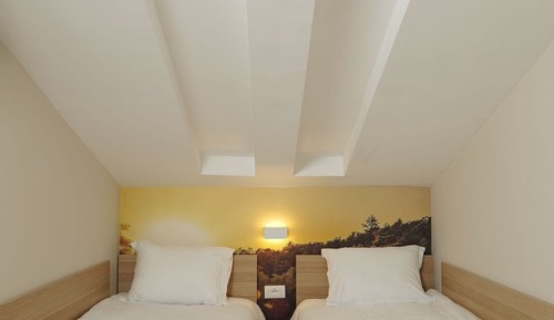 Habitación cuádruple, balcón, vistas al parque