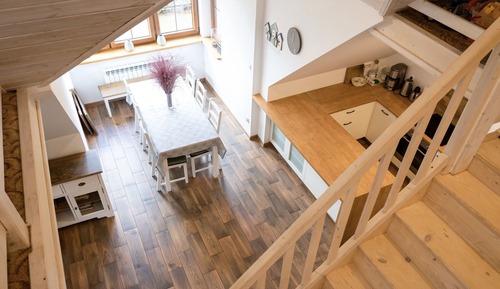 Apartamento Deluxe, 1 habitación, frigorífico, en una planta alta