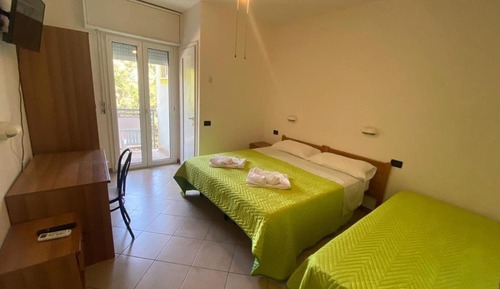 Habitación triple básica