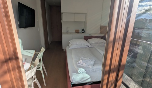 Estudio City, balcón