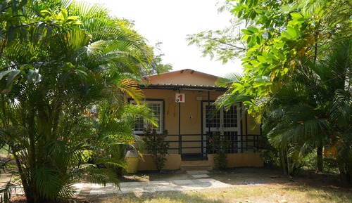 Casa de campo, bañera, vistas a la colina
