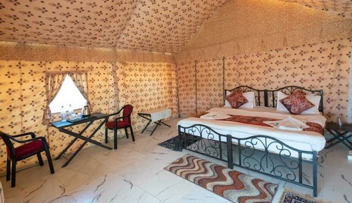Habitación económica doble, vistas al desierto