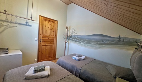 Habitación de diseño con 1 cama doble o 2 individuales, vistas al jardín