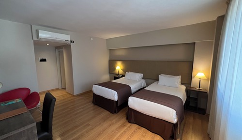 Habitación Confort con 2 camas individuales