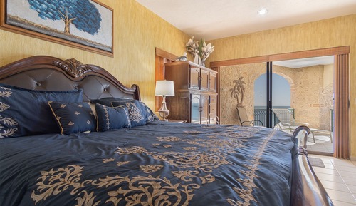 Apartamento, varias camas, balcón, vistas al mar (501)