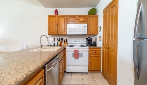 Apartamento, 1 cama de matrimonio grande con sofá cama, balcón, vistas al mar (611)