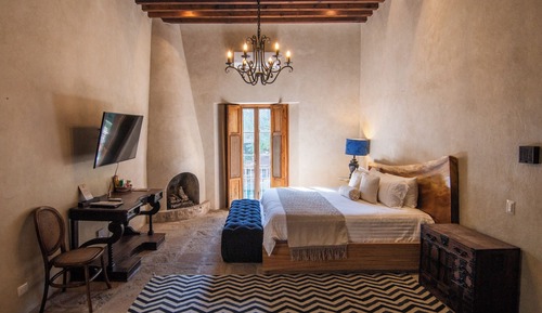 Suite, vistas a la piscina