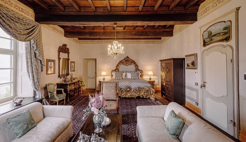 Estudio (Venetian Suite)