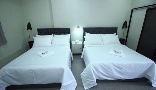 Habitación con 2 camas individuales