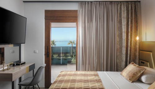 Apartamento de lujo, 2 habitaciones, vistas al mar