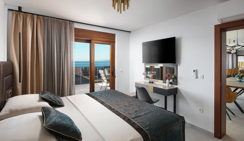 Apartamento de lujo, 4 habitaciones, vistas al mar
