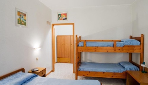 Habitación cuádruple familiar, vistas a la montaña