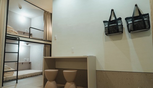 Habitación con 2 camas individuales, solo para mujeres, no fumadores