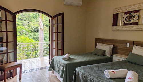 Habitación triple Deluxe, lanai